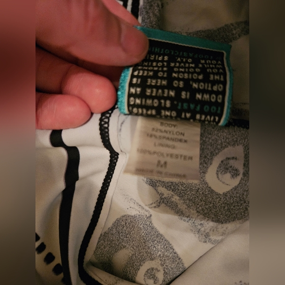 Beetlejuice Leggings - Picture 5 of 7